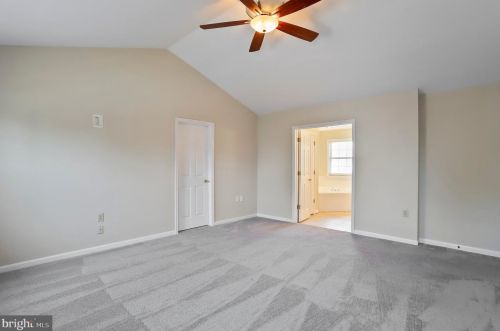 510 Crosswinds Dr, Charles Town WV  25414-3942 exterior