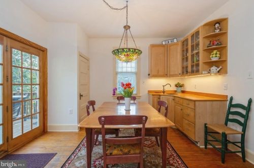 102 Elm Ave, Haddonfield NJ 08033-2537 exterior