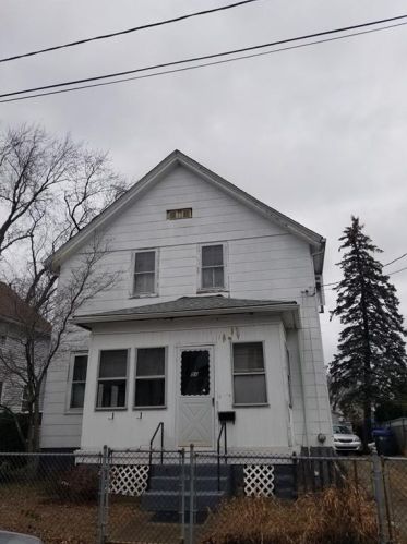 51 Sawyer St, Providence, RI 02907-3729
