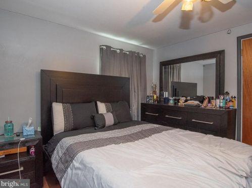 2106 Lyndell Dr, Lancaster PA  17601-5728 exterior