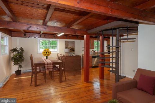 150 White Dogwood Pl, Harpers Ferry WV 25425 exterior