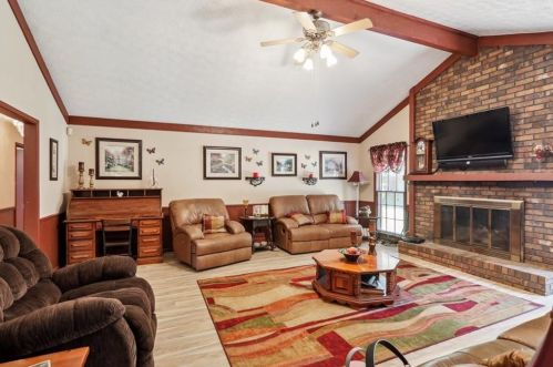 30 Country Roads Dr, Stockbridge, GA 30281-1345