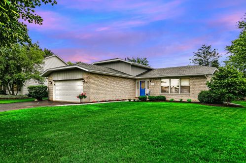 205 Brynn Dr, Wilton Center, IL 60442-9106
