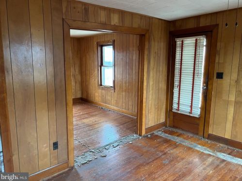 4641 Martinsburg Rd, Berkeley Springs WV  25411-5053 exterior