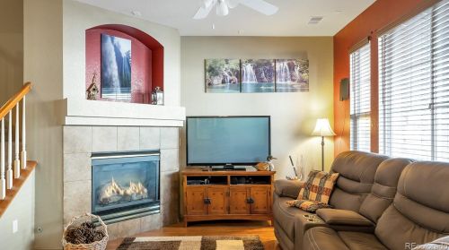 616 Norfolk Way, Denver, CO 80011-4553