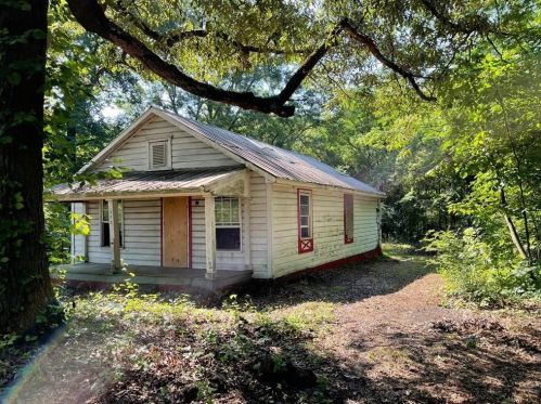 111 Railroad St, Austell, GA 30106-3822