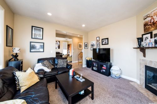 456 Cottage Ct, Providence UT 84332-4700 exterior