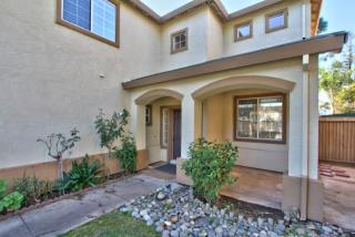 1010 Melville St, Salinas, CA 93906-5306