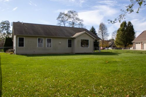 1604 Deer Run Dr, Elkhart, IN 46514-6531