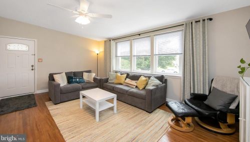 822 Borbeck Ave, Philadelphia PA  19111-3105 exterior