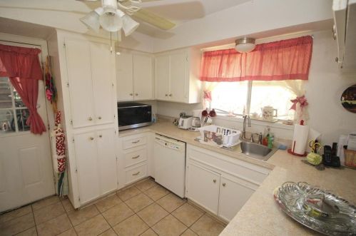224 Meadowlawn St, Morgans Point TX  77571-7339 exterior
