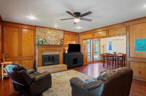 1214 Pioneer Dr, Richmond, TX 77406-6566