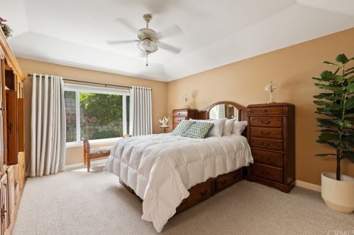 5 Fulton, Irvine CA  92620-3349 exterior