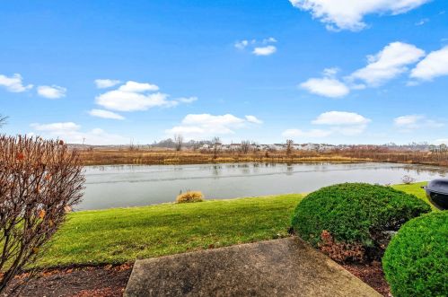 6316 Pond View Dr, Matteson IL  60443-2498 exterior