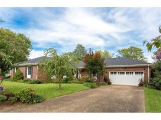 601 Mansion Dr, Hopewell, VA 23860-1918