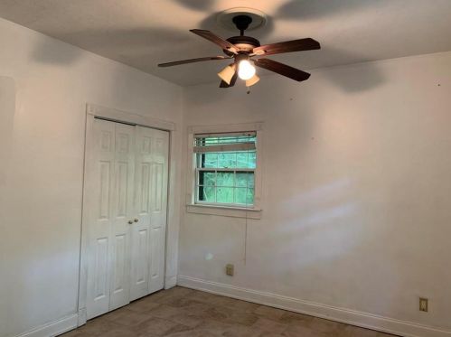 500 Carriage Dr, Atlanta GA  30328-3307 exterior
