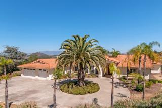 28377 Faircrest Way, Escondido, CA 92026-6704