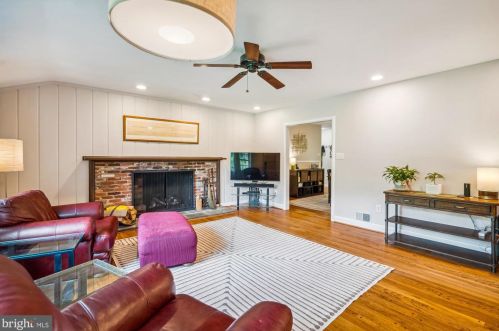 501 Apple Grove Rd, Silver Spring MD 20904-2753 exterior