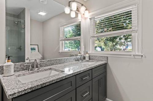 1502 Fama Dr, Atlanta GA  30329-3309 exterior