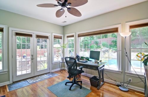 2200 Foxboro Ln, Atlanta GA  exterior