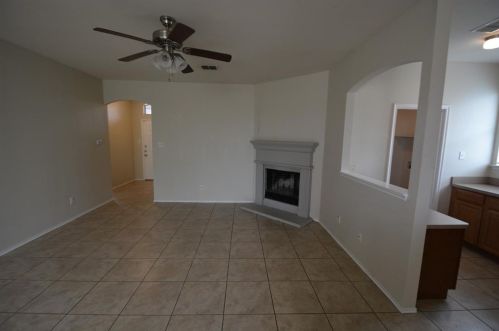 6521 Waterhill Ln, Fort Worth TX  76179-4196 exterior