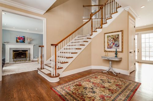1763 Culver Ln, Glenview, IL 60025-5062