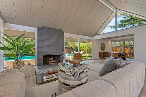 173 Loucks Ave, Los Altos CA 94022-1024 exterior