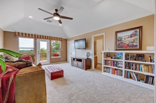 12804 Capella Trl, Austin TX  78732-1934 exterior