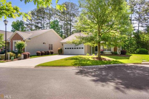 209 Columbia St, Mcdonough, GA 30253-3381