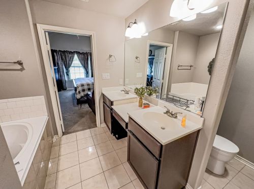 1209 Fair Dr, Angleton TX 77515-9327 exterior