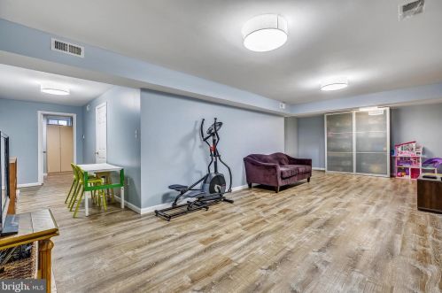 11622 Yeatman Ter, Silver Spring MD exterior