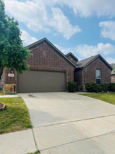4822 Clamdigger Way, Garland, TX 75043