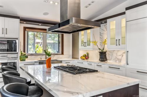 4140 Black Pt Rd, Honolulu HI  96816-4846 exterior