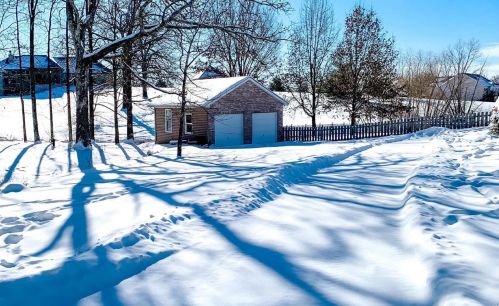 210 Brookhaven Ln, Old Alexandria, MO 63379-3466