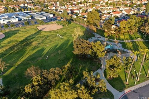 14912 Elm Ave, Irvine CA  92606-2611 exterior