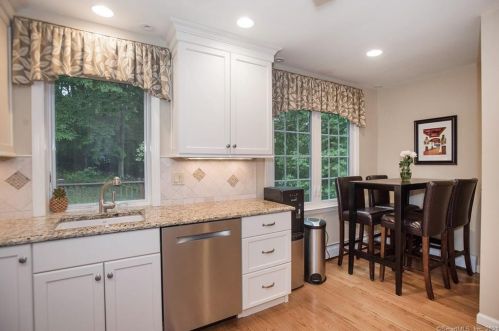 20 Overidge Ln, Wilton, CT 06897-3223