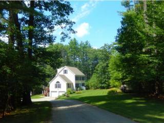 2 Durgin Dr, Lee, NH 03861-6311