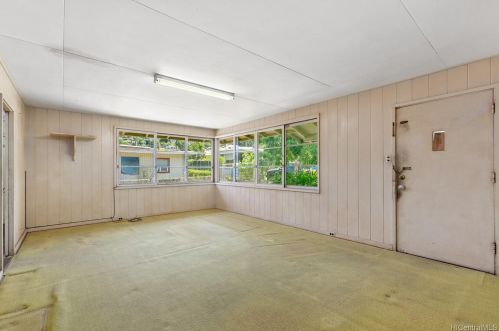 2519 Pauoa Rd, Honolulu, HI 96813-1193