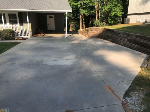 167 Stancil Dr, Toccoa, GA 30577-6405