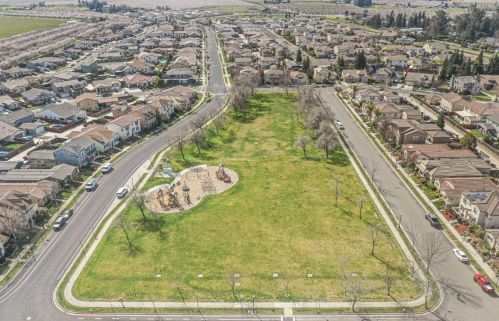 1894 Vintage Cir, Valley Home CA  95361-8678 exterior