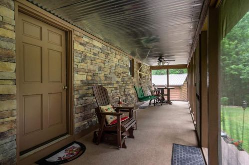 4895 Old Burnt Mtn Rd, Big Canoe GA  30143-2204 exterior