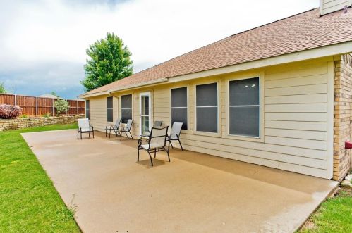 8528 Santa Ana Dr, Fort Worth TX  76131-5317 exterior