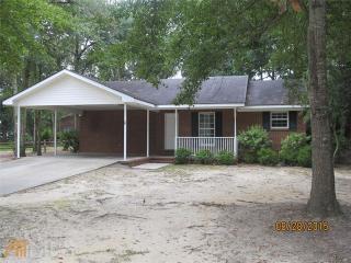 14 Carmel Dr, Statesboro, GA 30458-4726