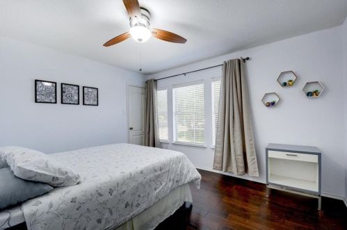 11217 Blairview Ln, Austin TX  78748-3964 exterior