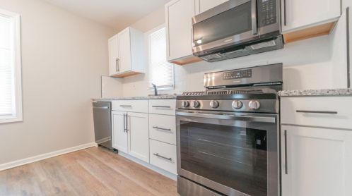 8436 Gordon Dr, Hammond IN  46322-1107 exterior