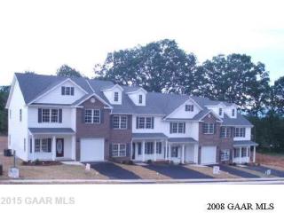 112 Collinswood Dr, Staunton, VA 24401-1988