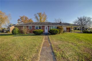 1800 Meadowbrook Dr, Springfield, TN 37172-3826