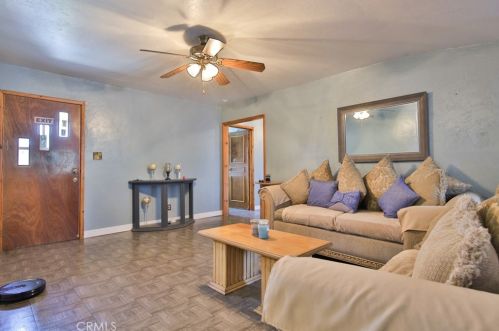 3146 Monroe Ave, Anaheim CA  92801-6034 exterior