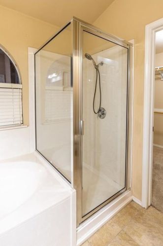 1824 Bill Baker Dr, Austin TX  78748-3018 exterior