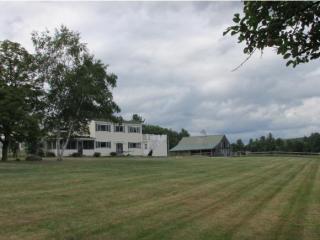 9 Lester Rd, Merrimack, NH 03054-3830